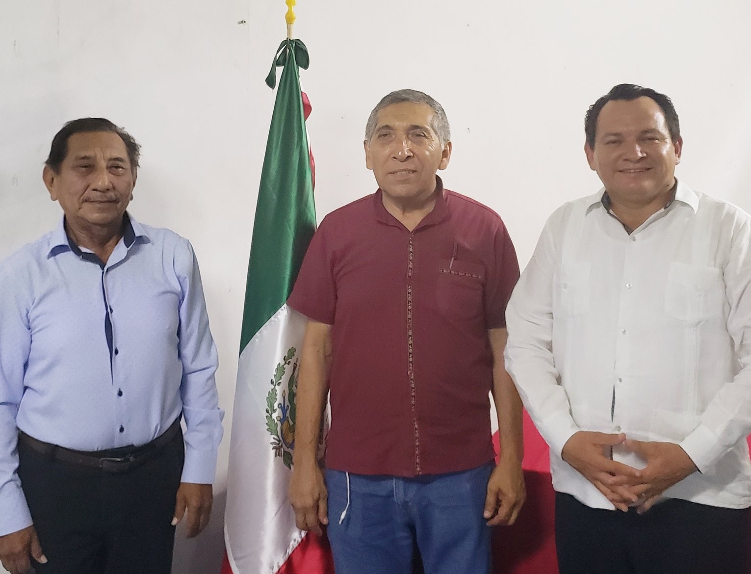 Joaquín “Huacho” Díaz en franco enfrentamiento contra el presidente de Morena en Yucatán