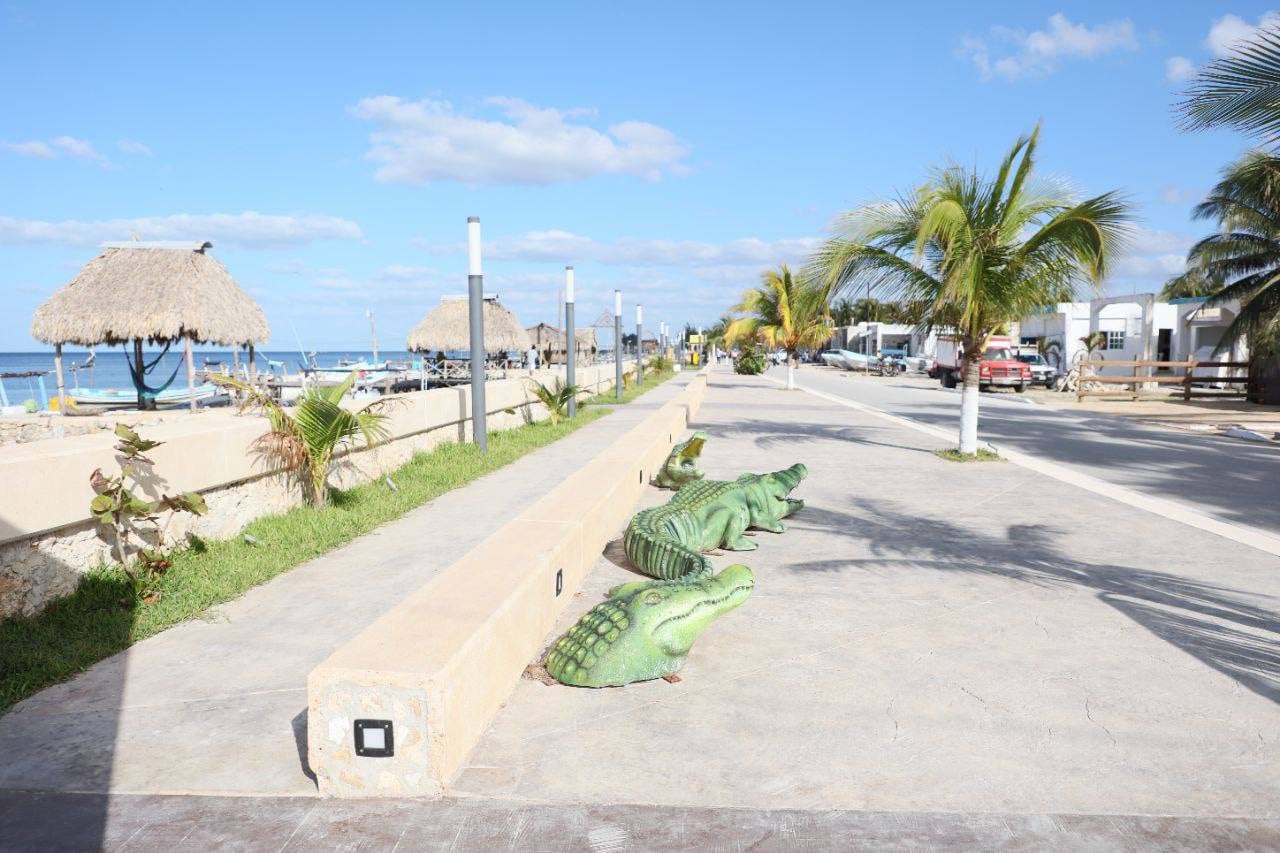 Inauguran el malecón restaurado de Dzilam Bravo
