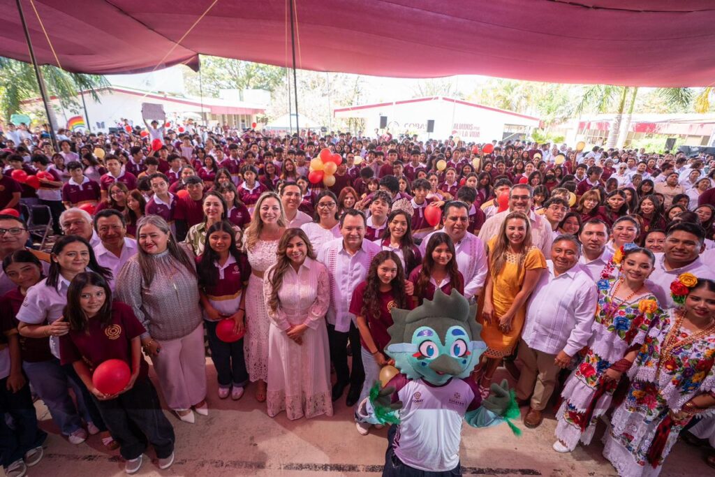Más de 27 mil estudiantes del Cobay reciben nuevo equipamiento escolar