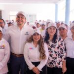 Pescadores de Chelem transforman su comunidad con el programa Pintemos Juntos