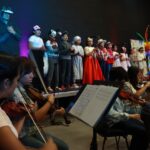 Niñas y niños rinden homenaje a “Cri-Cri” en La Ibérica