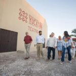 Gobernador Joaquín Díaz Mena entrega renovada Casa de la Cultura en Tekit