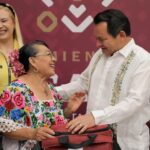 Renacimiento Maya reconoce a las parteras mayas: Tarjeta Elvia Carrillo Puerto dará tres mil pesos bimestrales